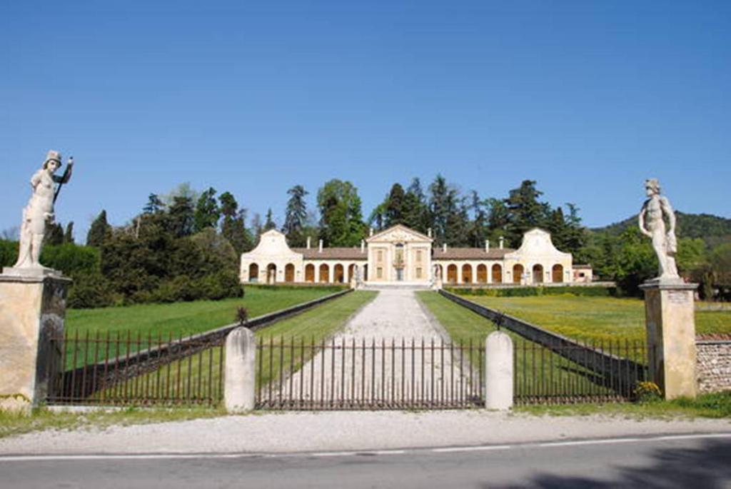 Agriturismo Melo In Fiore Con Camere E Colazioni Nella Zona Del Prosecco Docg Asolo Maser Extérieur photo